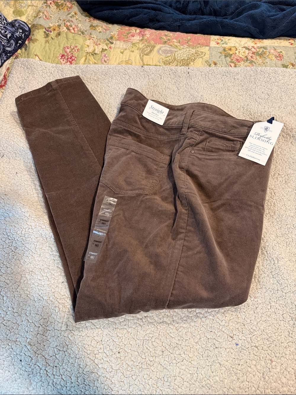 croft & barrow Women's Mid-Rise Straight Leg Corduroy Pants in Brown
